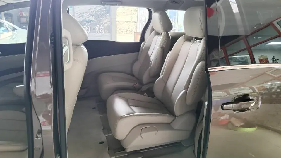 2021 Buick GL8 2.0T 237HP L4 9AT,autocango,china used car exporter,china ev exporter,chinese used car exporter,chinese used ev exporter