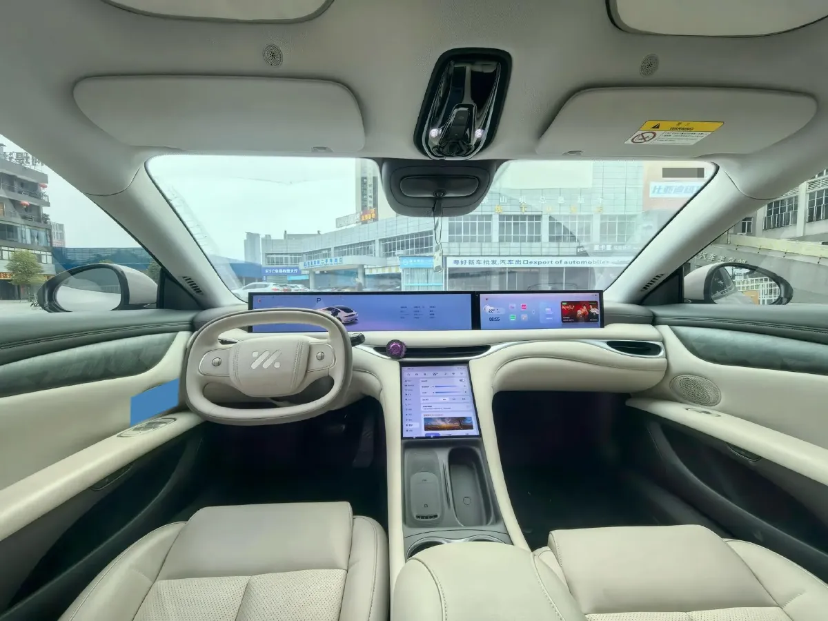 2024 IM L6 BEV 83KWH,autocango,china used car exporter,china ev exporter,chinese used car exporter,chinese used ev exporter