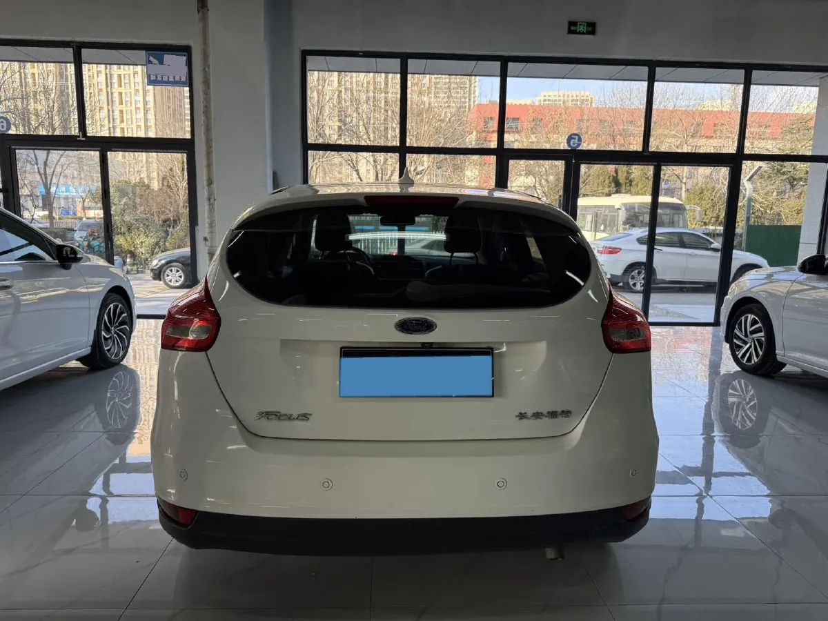 2018 Ford Focus 1.6L 125HP L4 6DCT,autocango,china used car exporter,china ev exporter,chinese used car exporter,chinese used ev exporter
