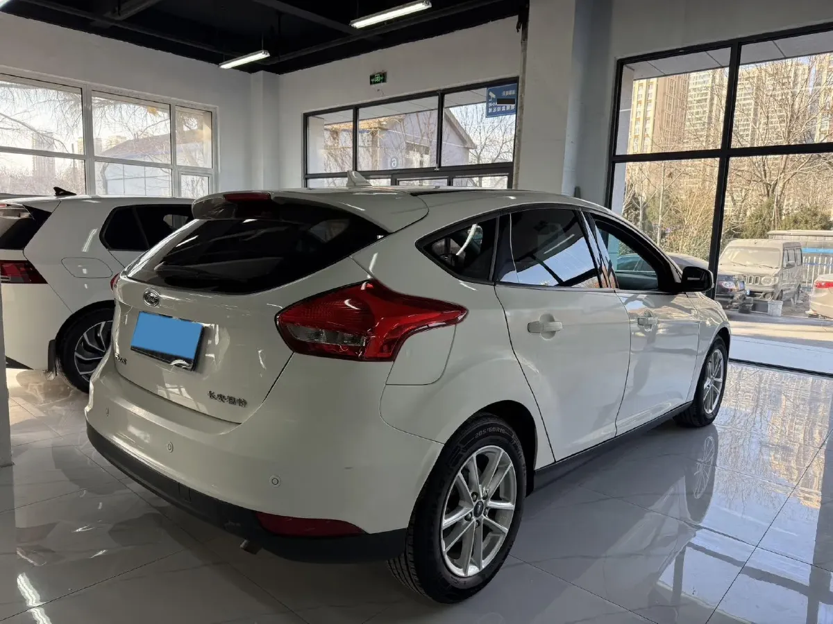 2018 Ford Focus 1.6L 125HP L4 6DCT,autocango,china used car exporter,china ev exporter,chinese used car exporter,chinese used ev exporter