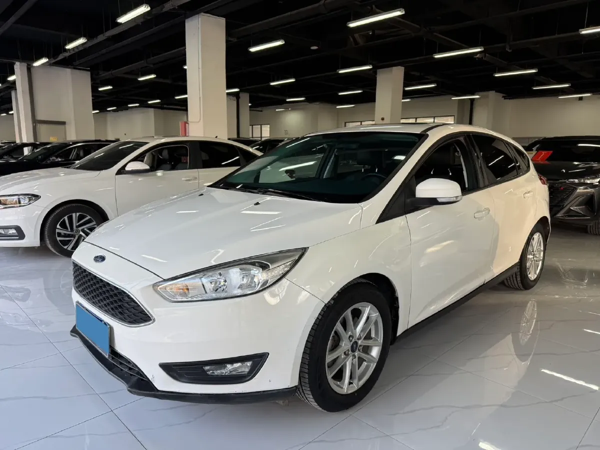 2018 Ford Focus 1.6L 125HP L4 6DCT,autocango,china used car exporter,china ev exporter,chinese used car exporter,chinese used ev exporter
