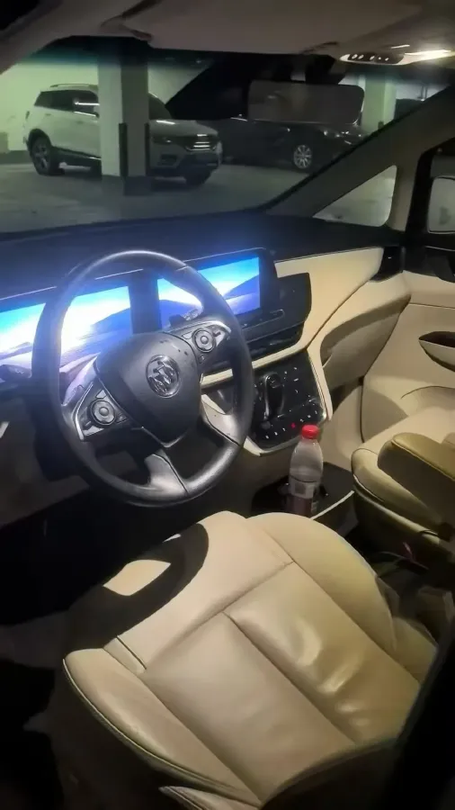 2023 Buick GL8 2.0T 237HP L4 9AT,autocango,china used car exporter,china ev exporter,chinese used car exporter,chinese used ev exporter