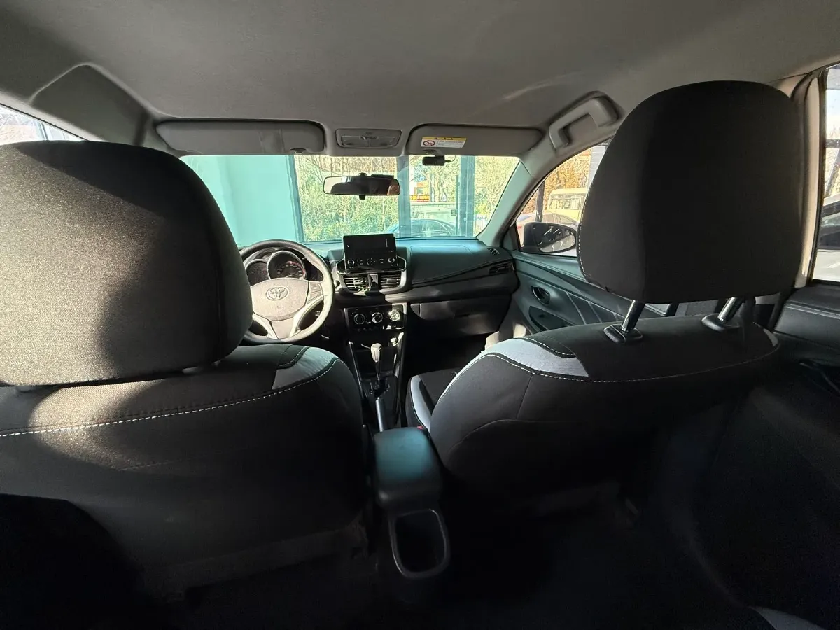 2022 Toyota Yaris L 1.5L 112HP L4 CVT,autocango,china used car exporter,china ev exporter,chinese used car exporter,chinese used ev exporter