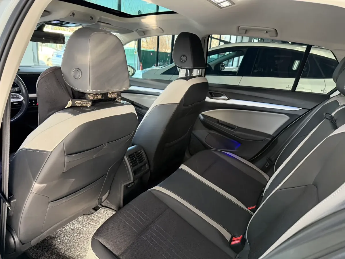 2021 Volkswagen Golf 1.4T 150HP L4 7DCT,autocango,china used car exporter,china ev exporter,chinese used car exporter,chinese used ev exporter