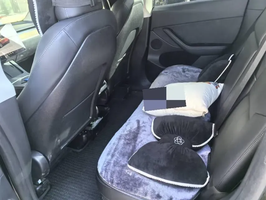 2022 Tesla Model Y BEV 60KWH,autocango,china used car exporter,china ev exporter,chinese used car exporter,chinese used ev exporter