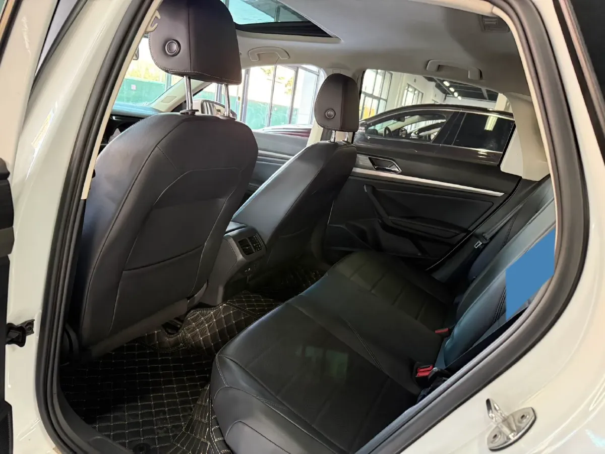 2022 Buick Verano 1.5T 184HP L4 CVT,autocango,china used car exporter,china ev exporter,chinese used car exporter,chinese used ev exporter