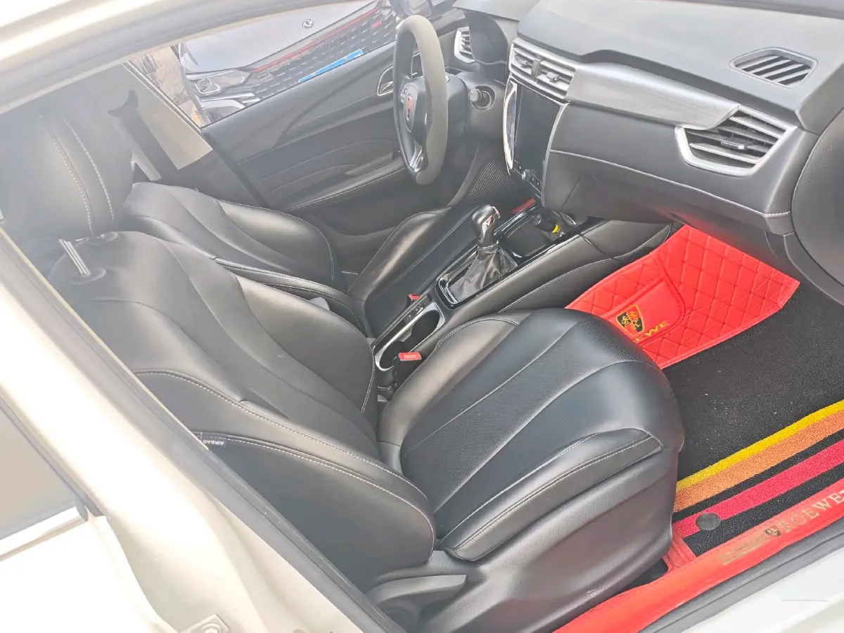 2020 Roewe i5 1.5L 120HP L4 CVT,autocango,china used car exporter,china ev exporter,chinese used car exporter,chinese used ev exporter