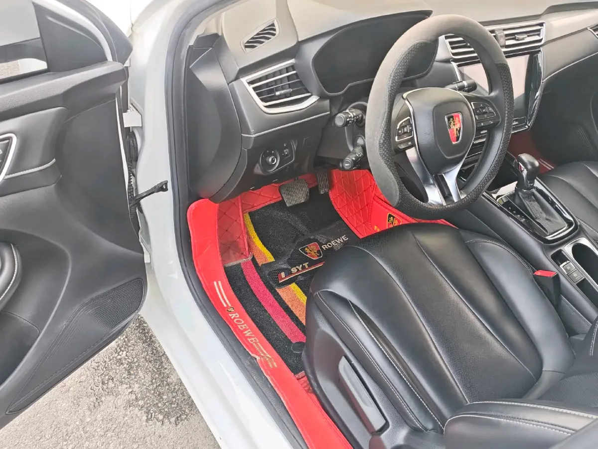 2020 Roewe i5 1.5L 120HP L4 CVT,autocango,china used car exporter,china ev exporter,chinese used car exporter,chinese used ev exporter