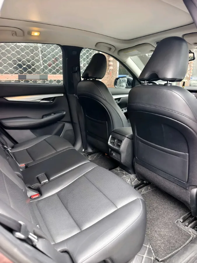 2018 Infiniti QX30 2.0T 211HP L4 7DCT,autocango,china used car exporter,china ev exporter,chinese used car exporter,chinese used ev exporter