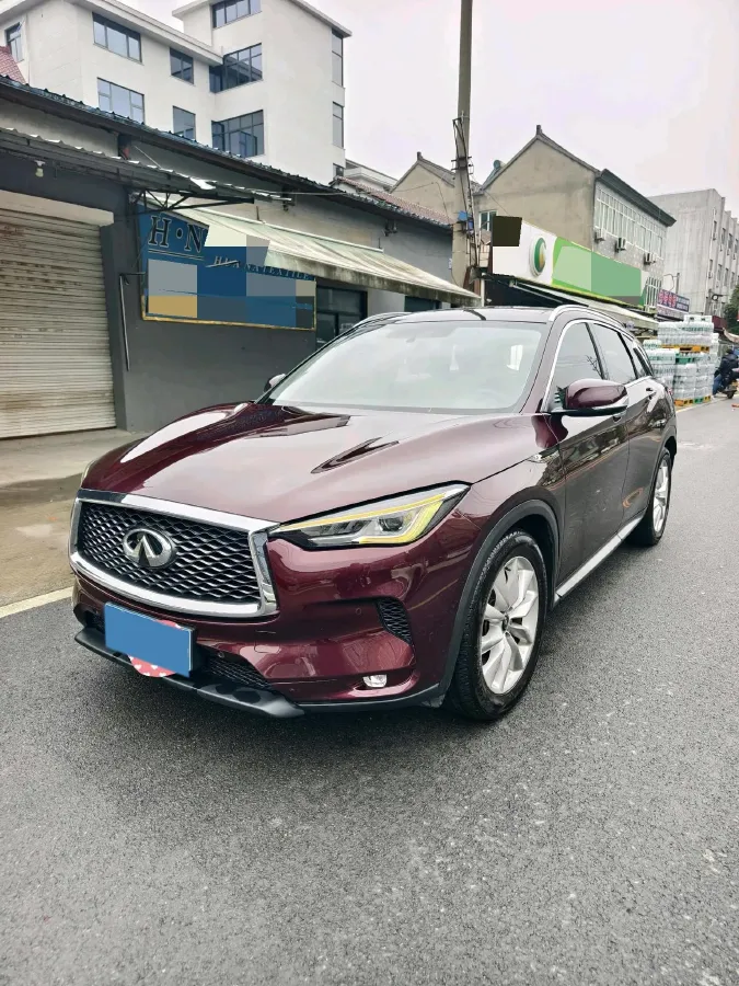 2018 Infiniti QX30 2.0T 211HP L4 7DCT,autocango,china used car exporter,china ev exporter,chinese used car exporter,chinese used ev exporter