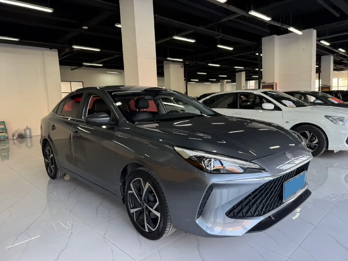 2023 Roewe i5 1.5L 129HP L4 CVT,autocango,china used car exporter,china ev exporter,chinese used car exporter,chinese used ev exporter