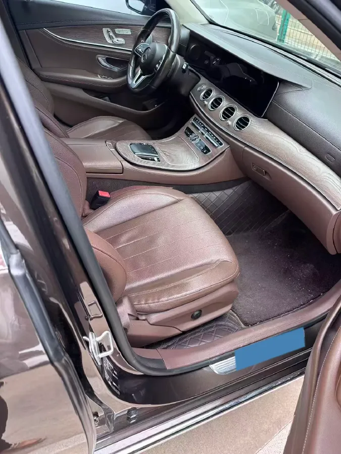 2020 Mercedes-Benz E Class 2.0T 258HP L4 9AT,autocango,china used car exporter,china ev exporter,chinese used car exporter,chinese used ev exporter