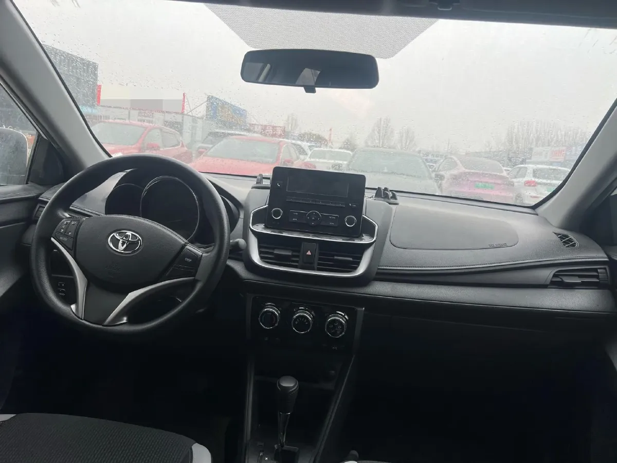 2022 Toyota Yaris L 1.5L 112HP L4 CVT,autocango,china used car exporter,china ev exporter,chinese used car exporter,chinese used ev exporter