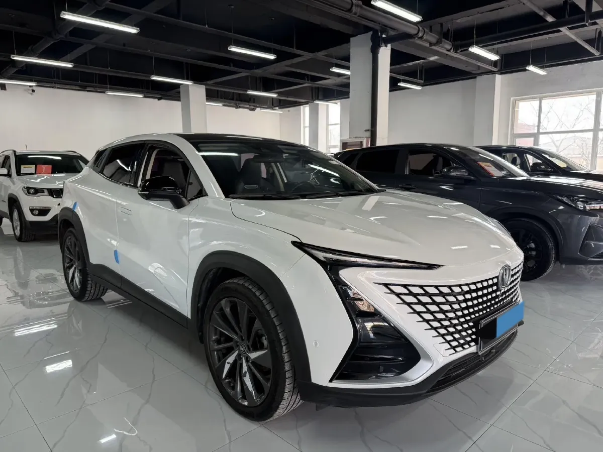 2020 ChangAn UNI-T 1.5T 180HP L4 7DCT,autocango,china used car exporter,china ev exporter,chinese used car exporter,chinese used ev exporter