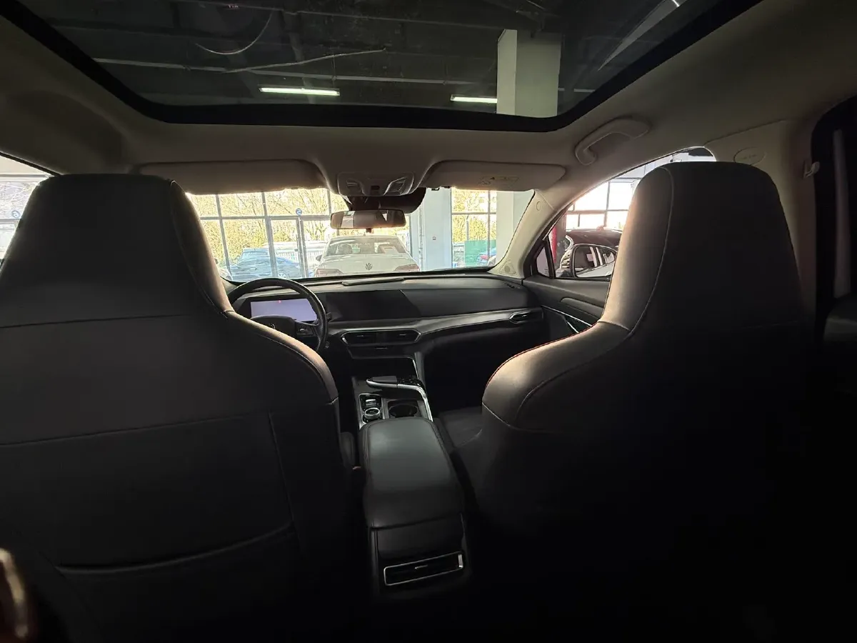 2020 ChangAn UNI-T 1.5T 180HP L4 7DCT,autocango,china used car exporter,china ev exporter,chinese used car exporter,chinese used ev exporter