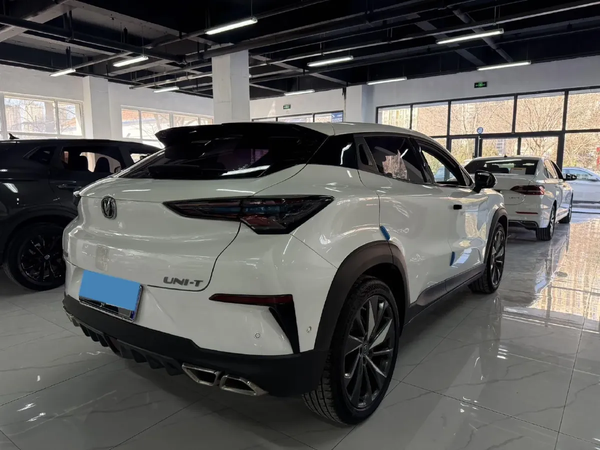 2020 ChangAn UNI-T 1.5T 180HP L4 7DCT,autocango,china used car exporter,china ev exporter,chinese used car exporter,chinese used ev exporter