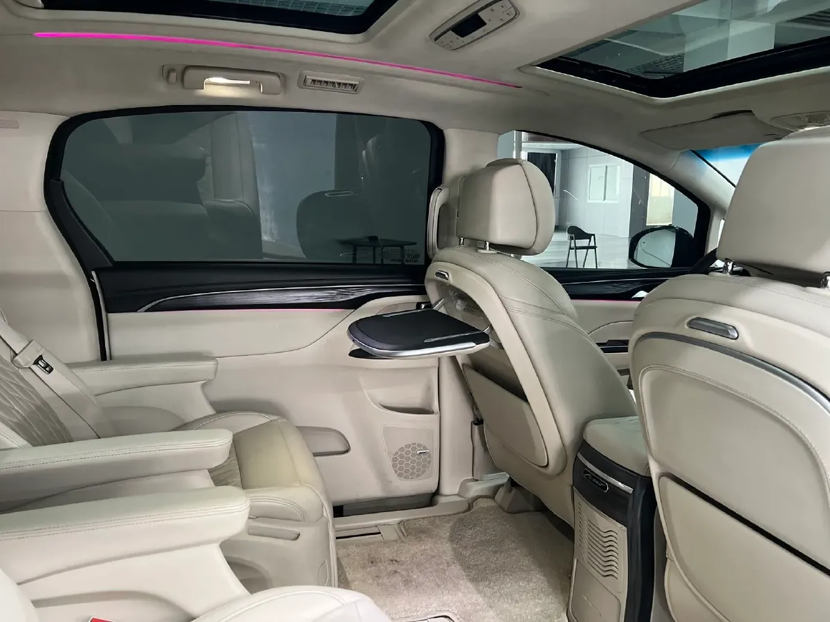 2020 Buick GL8 2.0T 237HP L4 9AT,autocango,china used car exporter,china ev exporter,chinese used car exporter,chinese used ev exporter