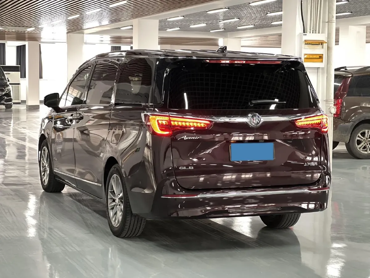 2020 Buick GL8 2.0T 237HP L4 9AT,autocango,china used car exporter,china ev exporter,chinese used car exporter,chinese used ev exporter