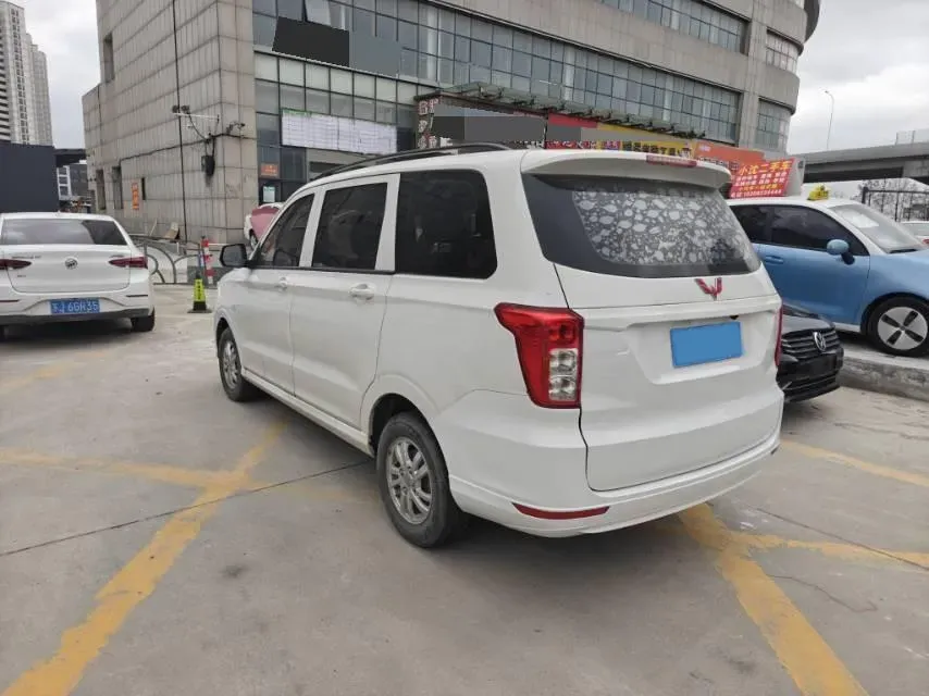 2019 WuLing HongGuang V 1.5L 105HP L4 5MT,autocango,china used car exporter,china ev exporter,chinese used car exporter,chinese used ev exporter