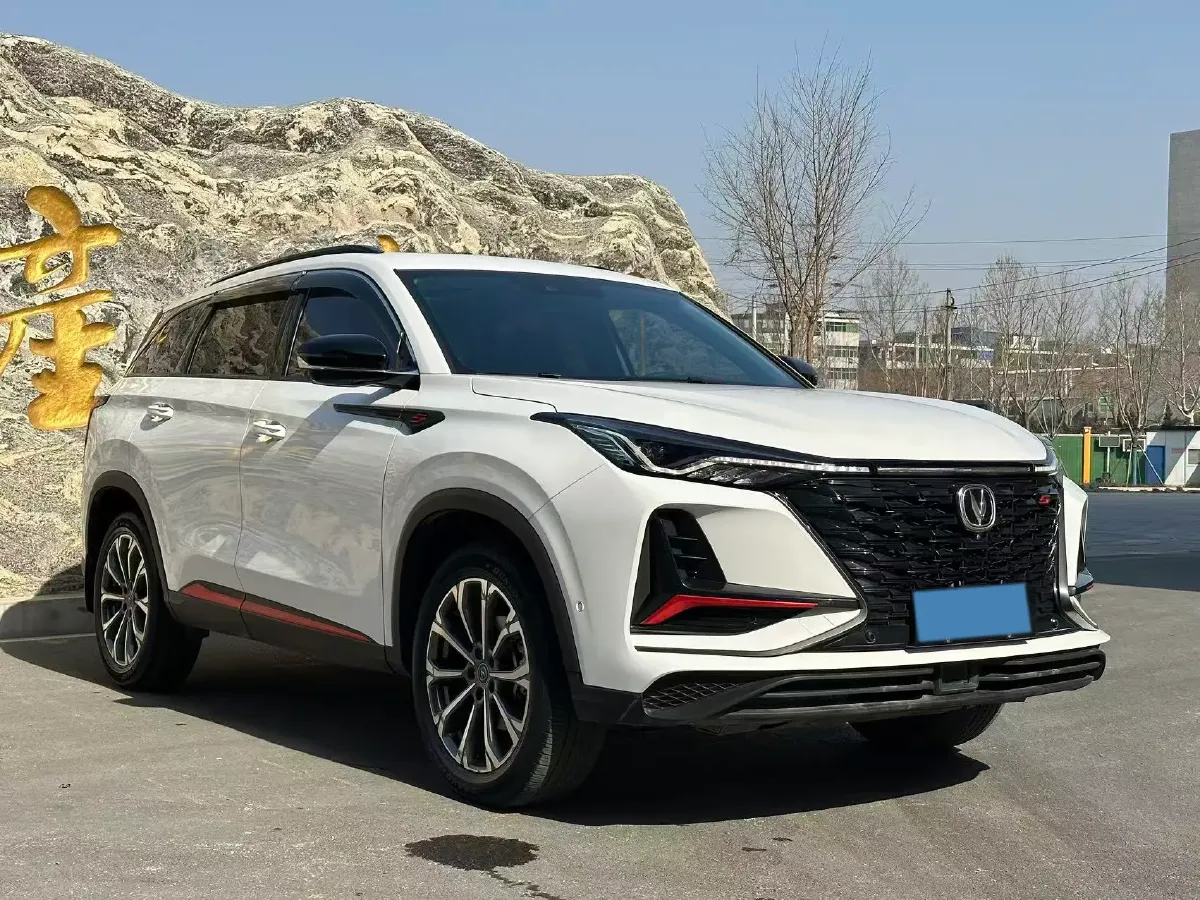 2022 ChangAn CS75 Plus 2.0T 233HP L4 8AT,autocango,china used car exporter,china ev exporter,chinese used car exporter,chinese used ev exporter