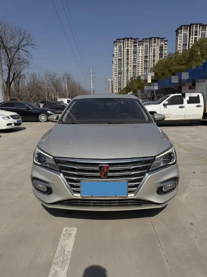 2019 Roewe i5 1.5L 120HP L4 5MT,autocango,china used car exporter,china ev exporter,chinese used car exporter,chinese used ev exporter