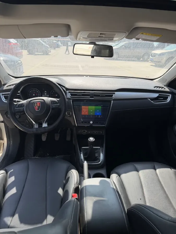 2019 Roewe i5 1.5L 120HP L4 5MT,autocango,china used car exporter,china ev exporter,chinese used car exporter,chinese used ev exporter