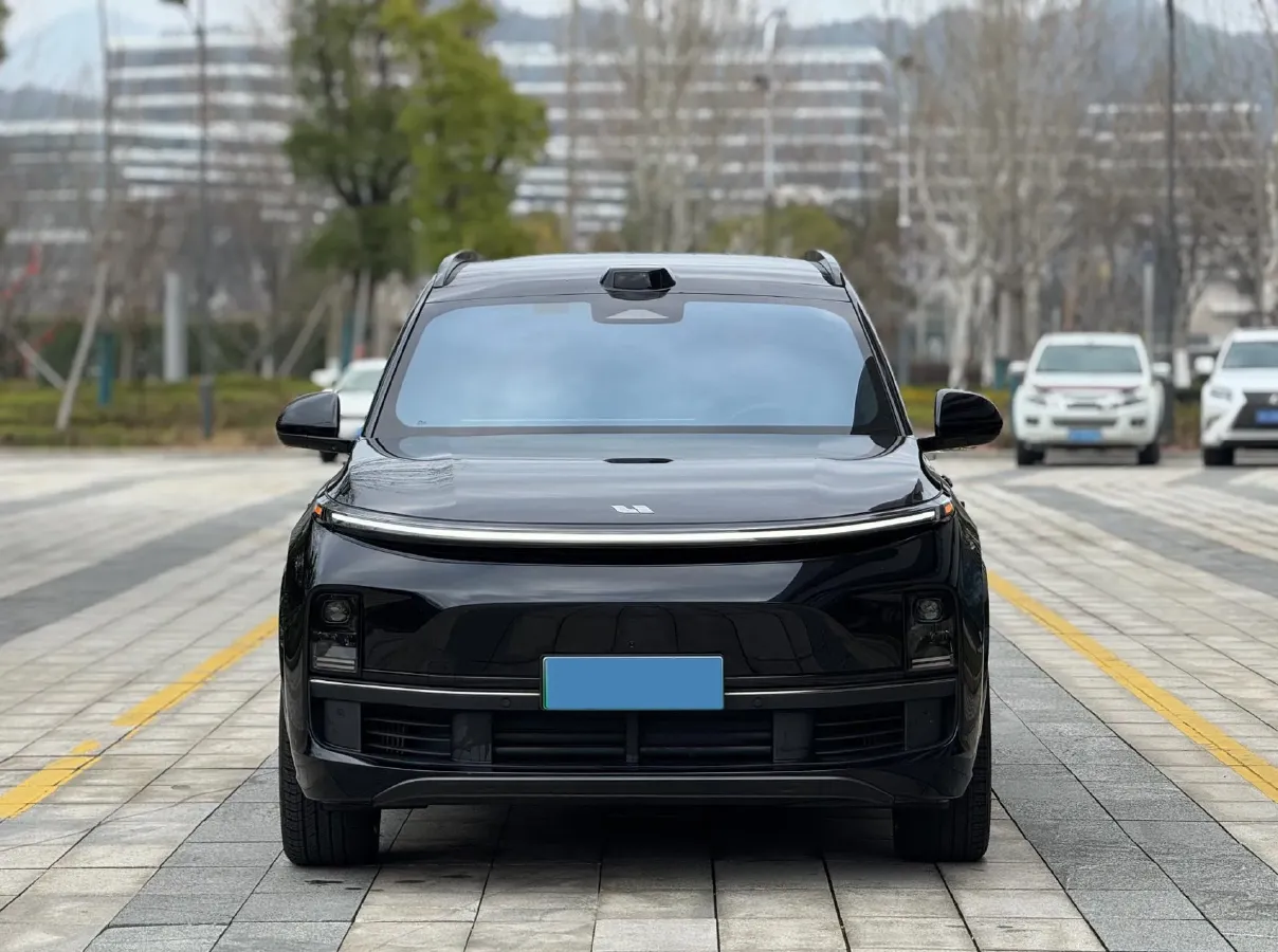 2024 Toyota Granvia 2.5L 189HP L4 E-CVT Hybrid,autocango,china used car exporter,china ev exporter,chinese used car exporter,chinese used ev exporter