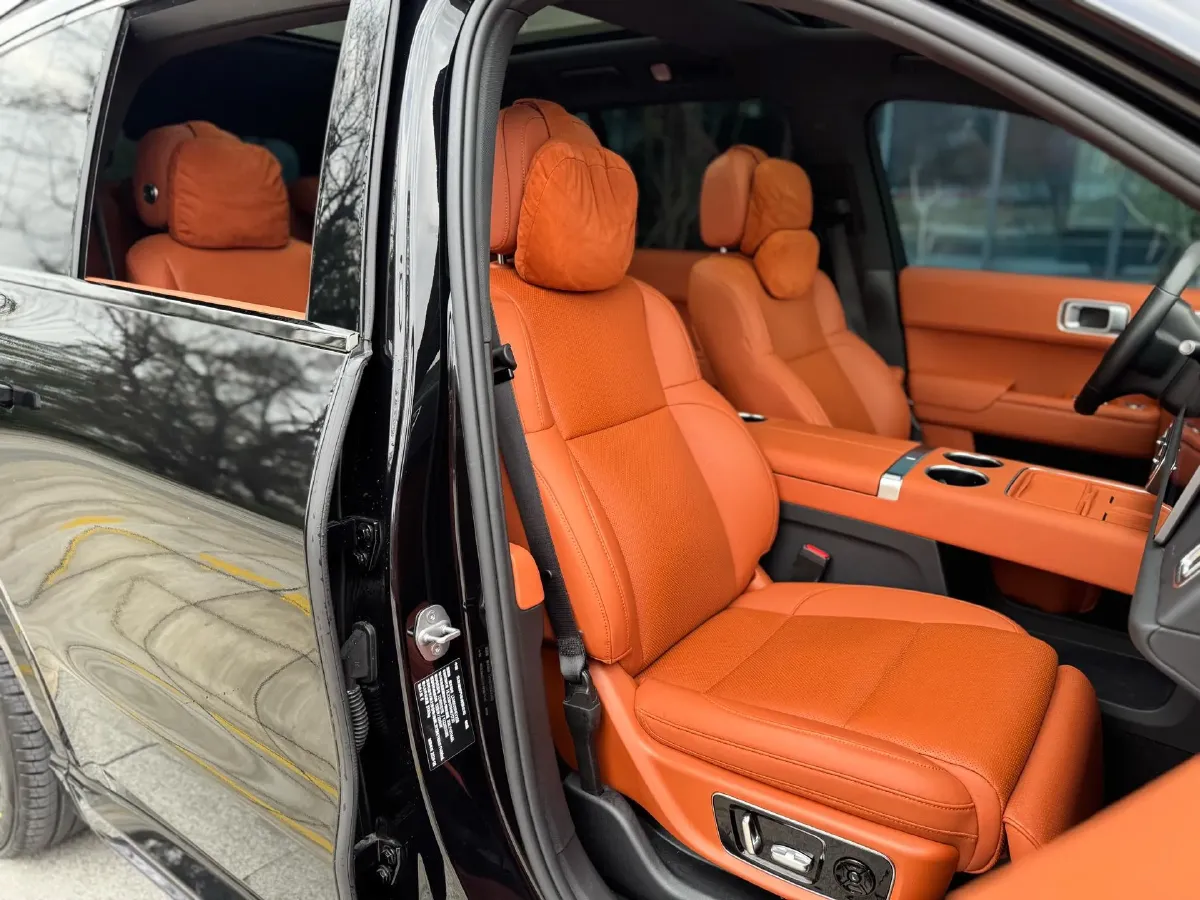 2024 Toyota Granvia 2.5L 189HP L4 E-CVT Hybrid,autocango,china used car exporter,china ev exporter,chinese used car exporter,chinese used ev exporter