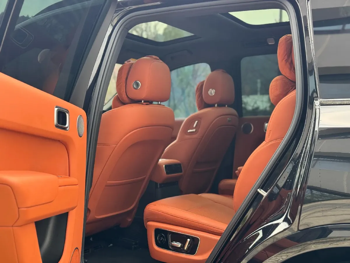 2024 Toyota Granvia 2.5L 189HP L4 E-CVT Hybrid,autocango,china used car exporter,china ev exporter,chinese used car exporter,chinese used ev exporter