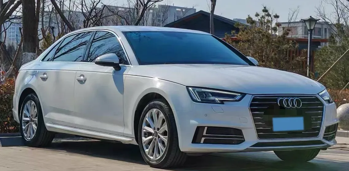 2019 Audi A4L 2.0T 190HP L4 7DCT,autocango,china used car exporter,china ev exporter,chinese used car exporter,chinese used ev exporter
