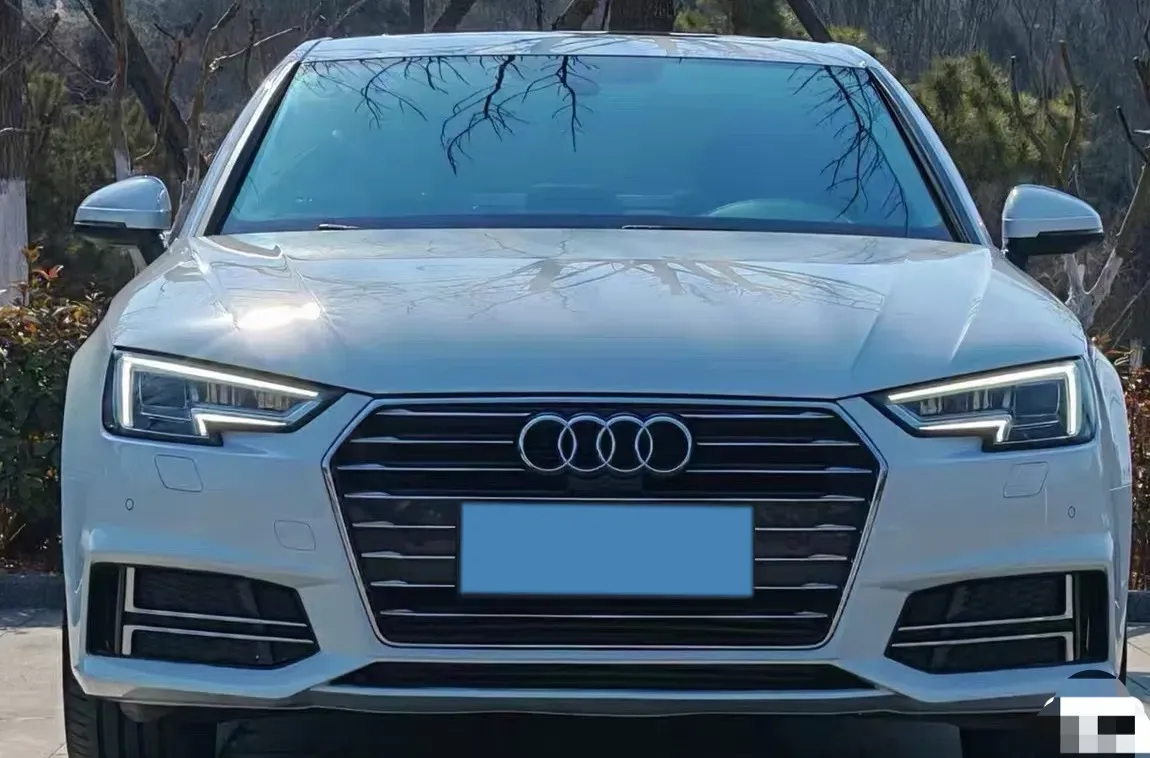 2019 Audi A4L 2.0T 190HP L4 7DCT,autocango,china used car exporter,china ev exporter,chinese used car exporter,chinese used ev exporter