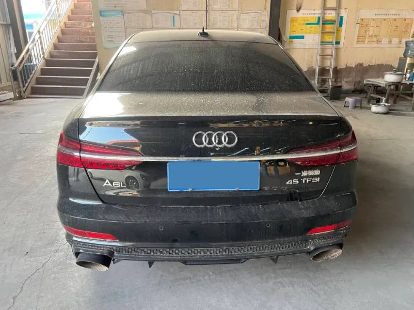 2024 Audi A6L 2.0T 245HP L4 7DCT,autocango,china used car exporter,china ev exporter,chinese used car exporter,chinese used ev exporter