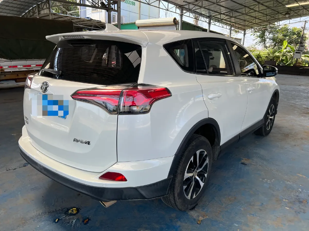 2019 Toyota Camry 2.0L 178HP L4 CVT,autocango,china used car exporter,china ev exporter,chinese used car exporter,chinese used ev exporter