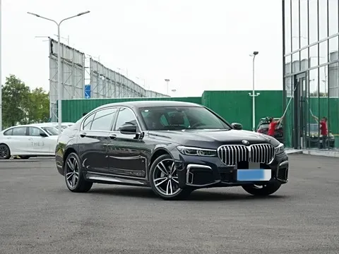 2021 BMW 7 Series 2.0T 265HP L4 8AT,autocango,china used car exporter,china ev exporter,chinese used car exporter,chinese used ev exporter
