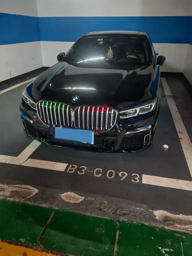 2021 BMW 7 Series 2.0T 265HP L4 8AT,autocango,china used car exporter,china ev exporter,chinese used car exporter,chinese used ev exporter
