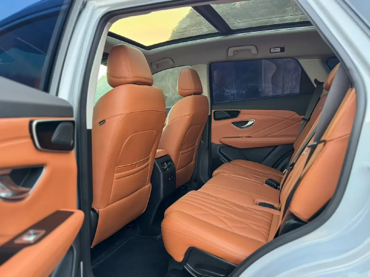 2024 Jetour X70 C-DM 1.5T 156HP L4 2DHT PHEV 19.43KWH,autocango,china used car exporter,china ev exporter,chinese used car exporter,chinese used ev exporter