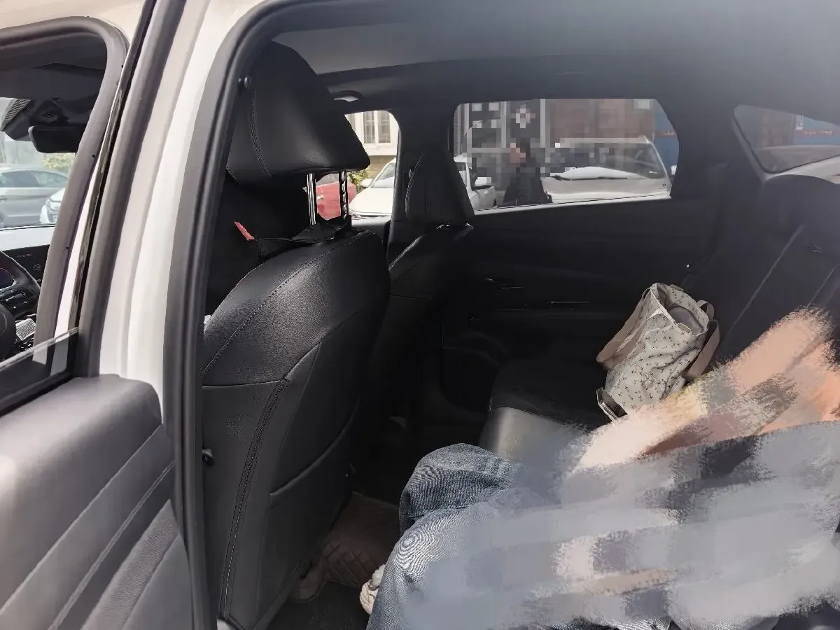 2025 MAXUS XinTu V70 2.0T 150HP L4 9AT,autocango,china used car exporter,china ev exporter,chinese used car exporter,chinese used ev exporter