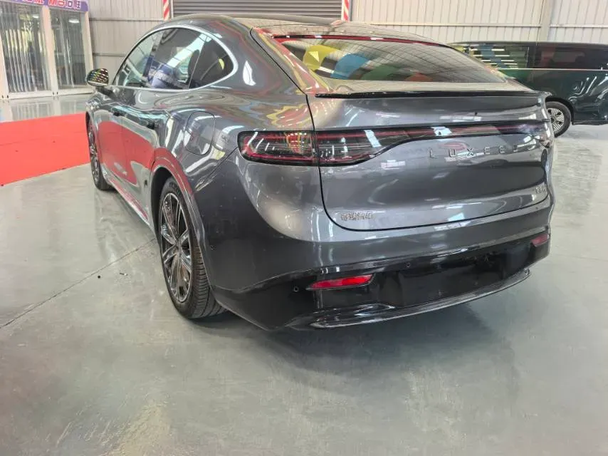 2025 Luxeed R7 REEV 156HP REEV,autocango,china used car exporter,china ev exporter,chinese used car exporter,chinese used ev exporter