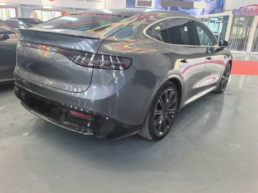 2025 Luxeed R7 REEV 156HP REEV,autocango,china used car exporter,china ev exporter,chinese used car exporter,chinese used ev exporter