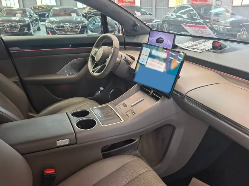 2025 Luxeed R7 REEV 156HP REEV,autocango,china used car exporter,china ev exporter,chinese used car exporter,chinese used ev exporter