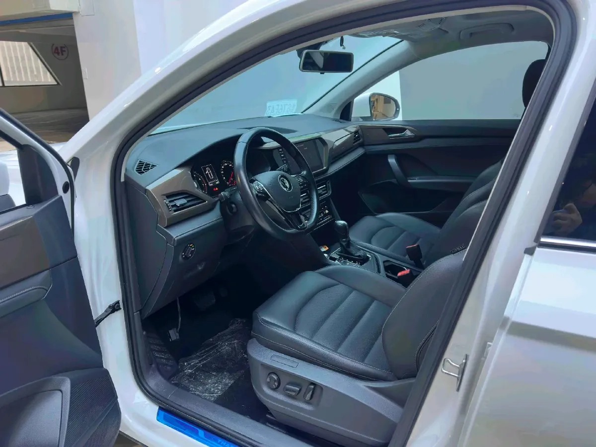 2021 Volkswagen Tharu 1.4T 150HP L4 7DCT,autocango,china used car exporter,china ev exporter,chinese used car exporter,chinese used ev exporter