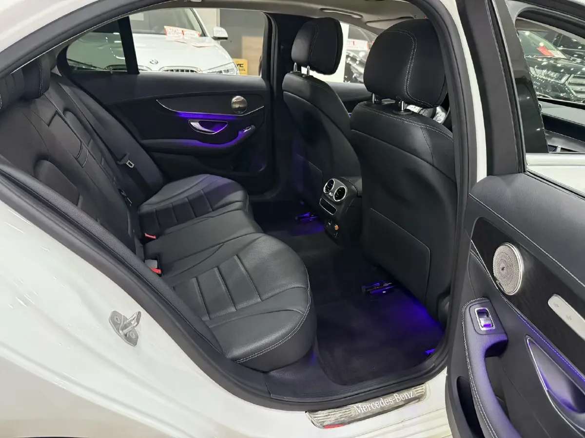 2021 Mercedes-Benz C Class 1.5T 184HP L4 9AT,autocango,china used car exporter,china ev exporter,chinese used car exporter,chinese used ev exporter