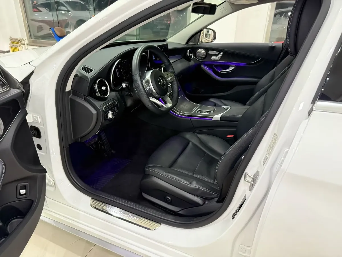 2021 Mercedes-Benz C Class 1.5T 184HP L4 9AT,autocango,china used car exporter,china ev exporter,chinese used car exporter,chinese used ev exporter