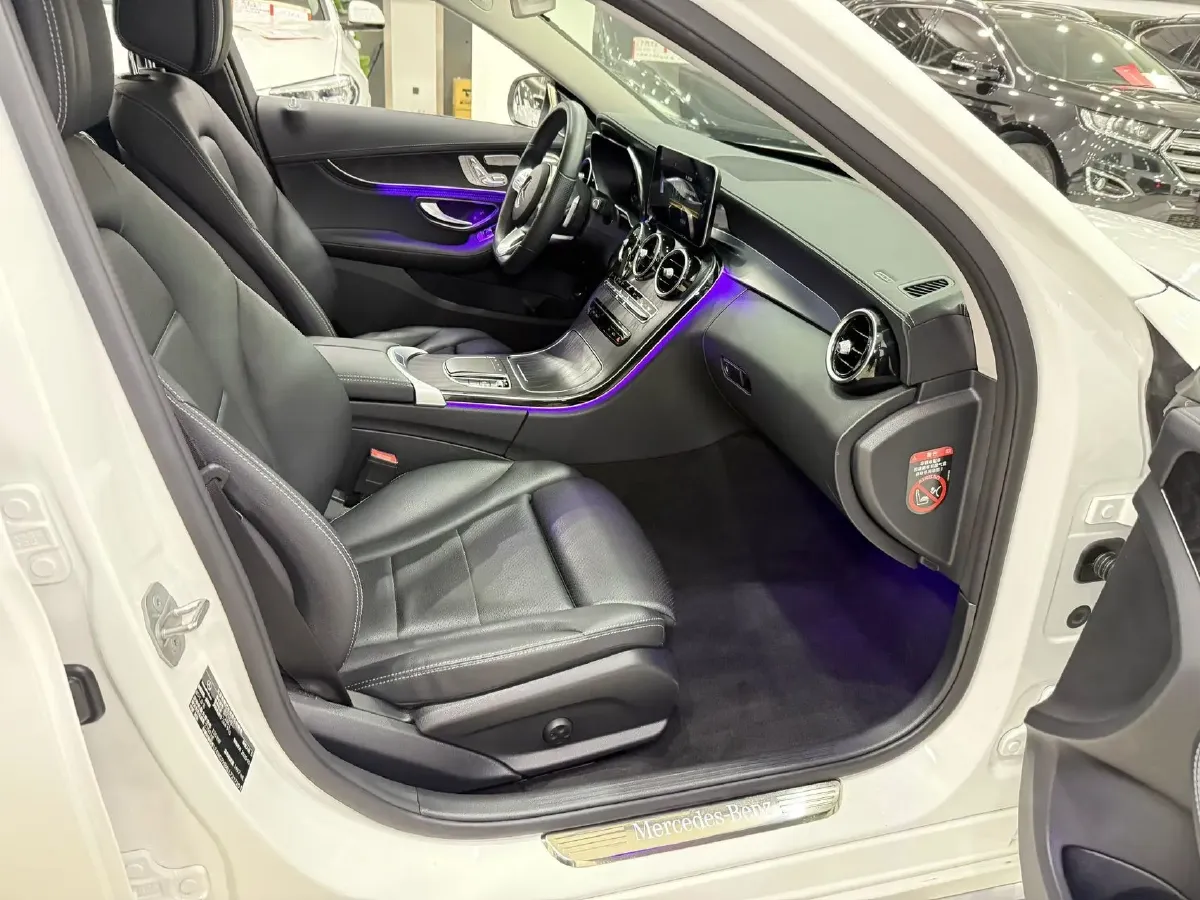 2021 Mercedes-Benz C Class 1.5T 184HP L4 9AT,autocango,china used car exporter,china ev exporter,chinese used car exporter,chinese used ev exporter