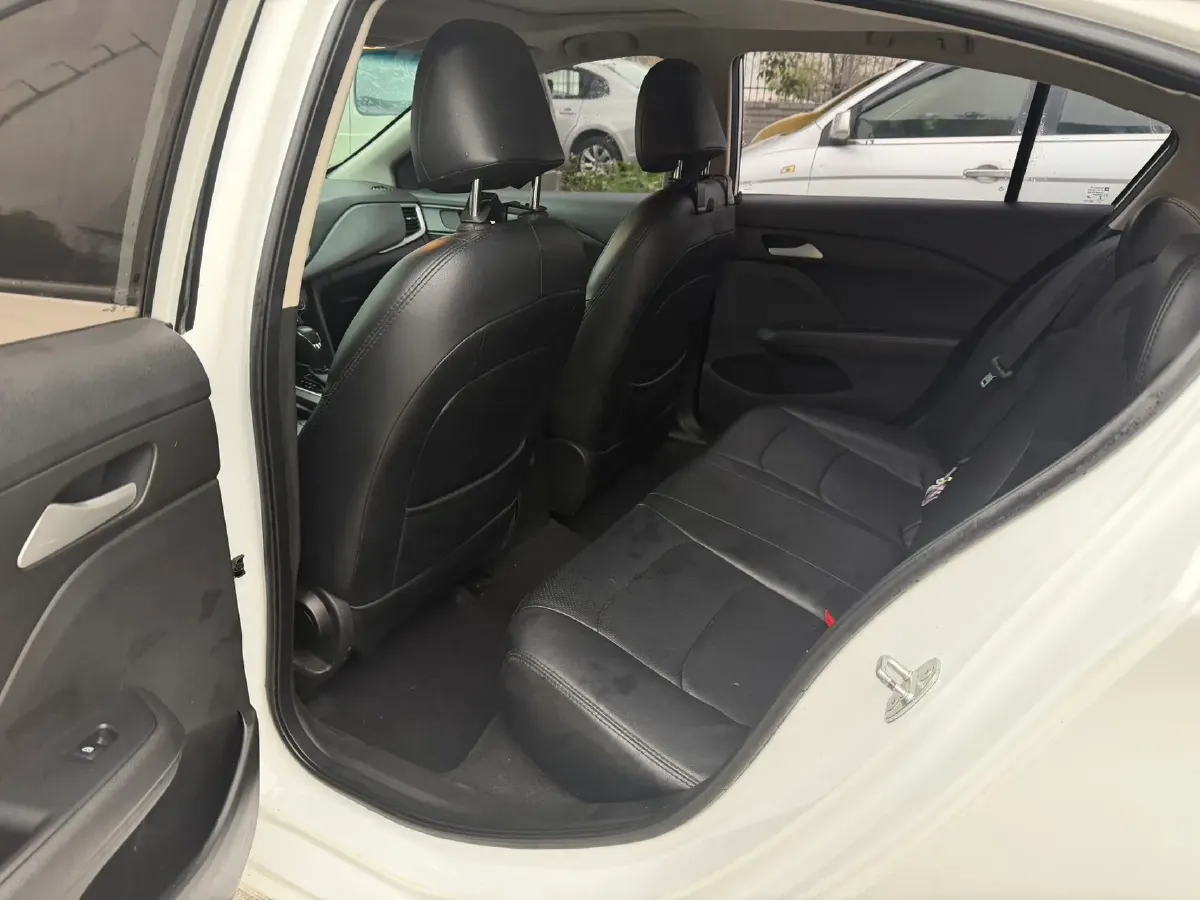 2019 Chevrolet Cavalier 1.5L 113HP L4 6AT,autocango,china used car exporter,china ev exporter,chinese used car exporter,chinese used ev exporter