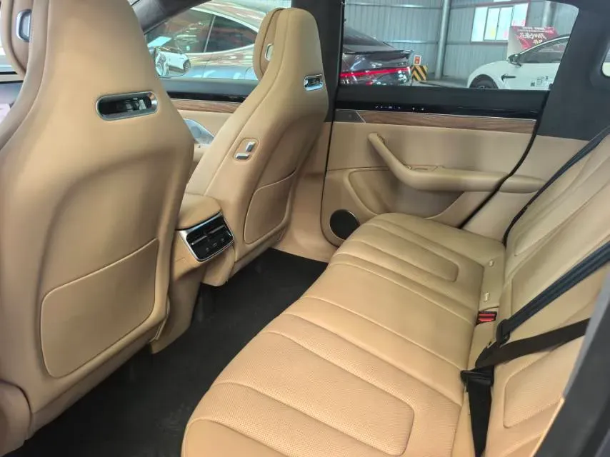 2024 HIMA R7 BEV 100KWH,autocango,china used car exporter,china ev exporter,chinese used car exporter,chinese used ev exporter