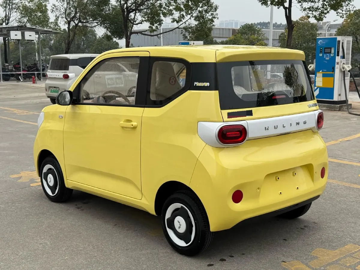 2025 WuLing HongGuang MINI EV BEV 16.2KWH,autocango,china used car exporter,china ev exporter,chinese used car exporter,chinese used ev exporter