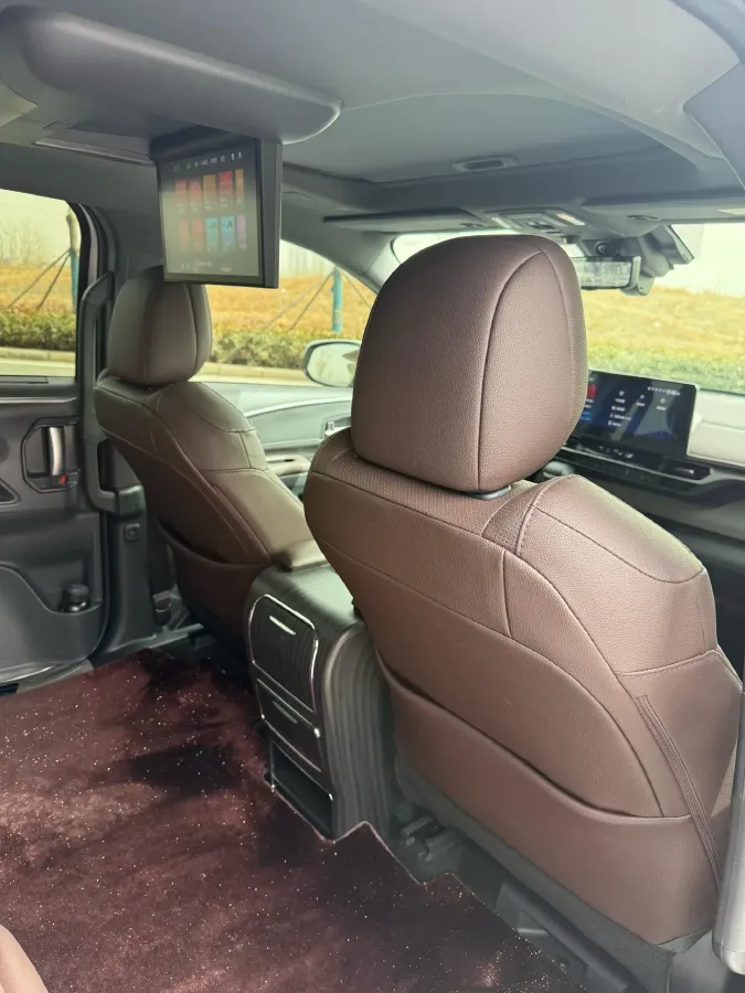 2023 Toyota Granvia 2.5L 189HP L4 E-CVT Hybrid,autocango,china used car exporter,china ev exporter,chinese used car exporter,chinese used ev exporter