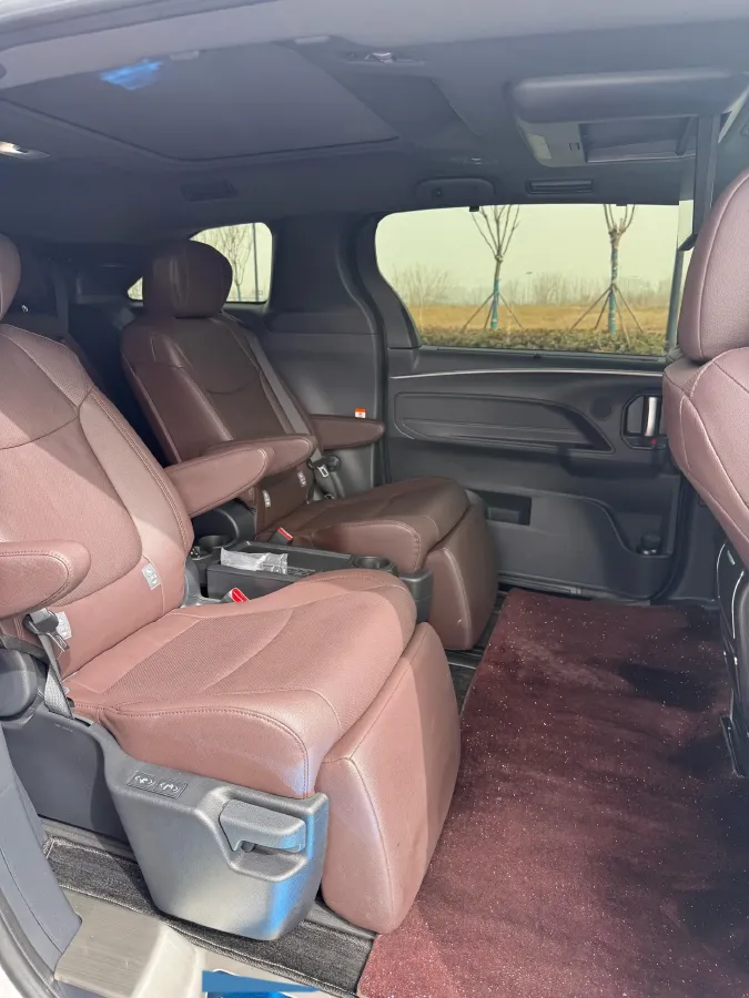 2023 Toyota Granvia 2.5L 189HP L4 E-CVT Hybrid,autocango,china used car exporter,china ev exporter,chinese used car exporter,chinese used ev exporter