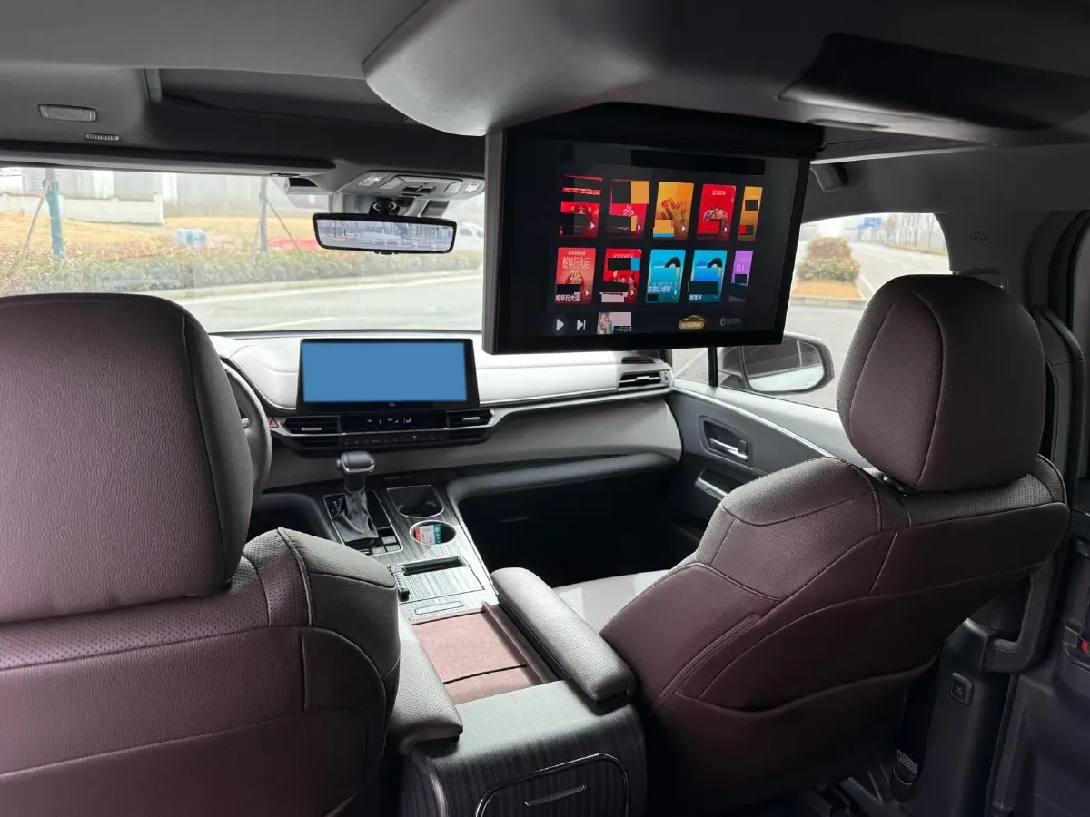 2023 Toyota Granvia 2.5L 189HP L4 E-CVT Hybrid,autocango,china used car exporter,china ev exporter,chinese used car exporter,chinese used ev exporter